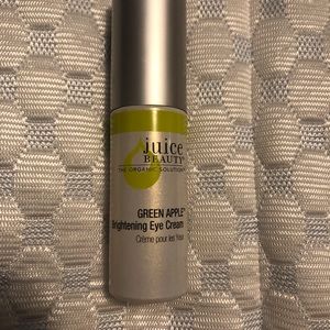 Juice Beauty brightening eye cream